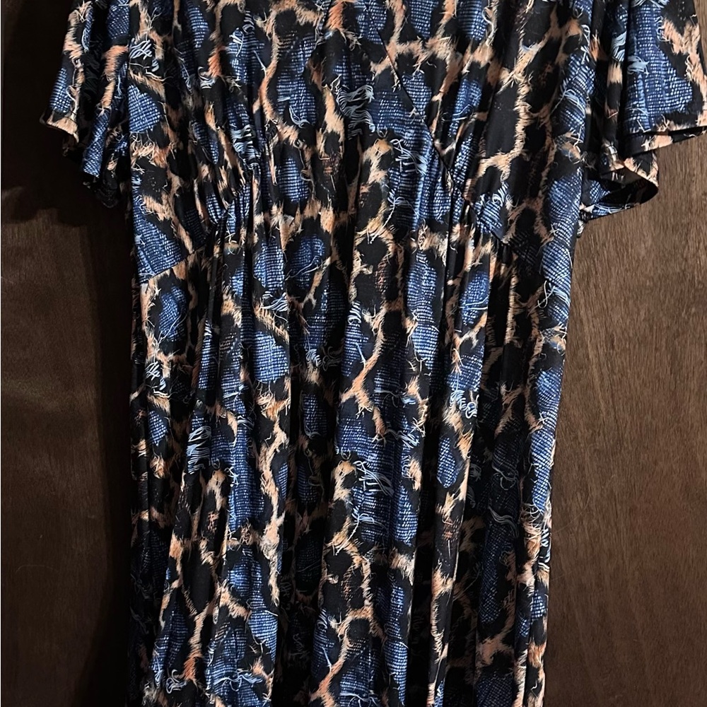 Elegant Blue and Tan Leopard Print Midi Dress